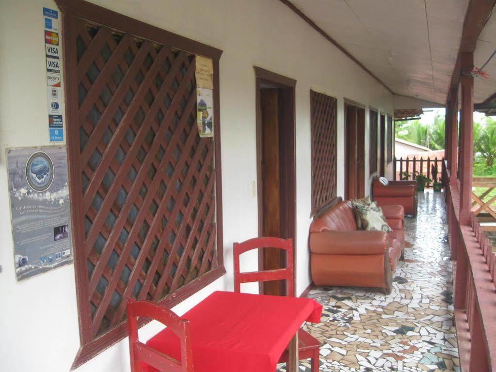 Cabinas Miss Miriam 2 Tortuguero Exteriör bild