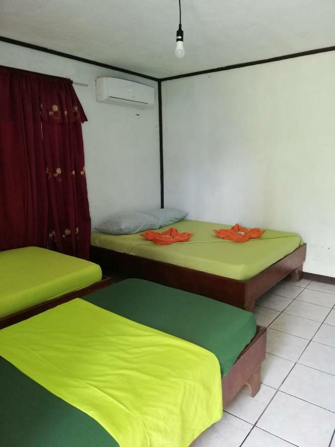 Cabinas Miss Miriam 2 Tortuguero Exteriör bild